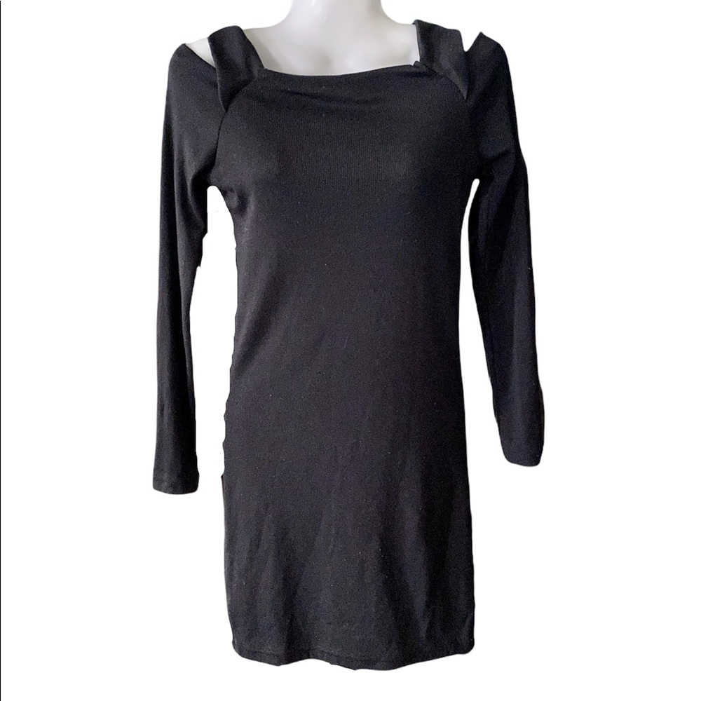 Cold Shoulder Mini Dress 🎆3/$20🎆